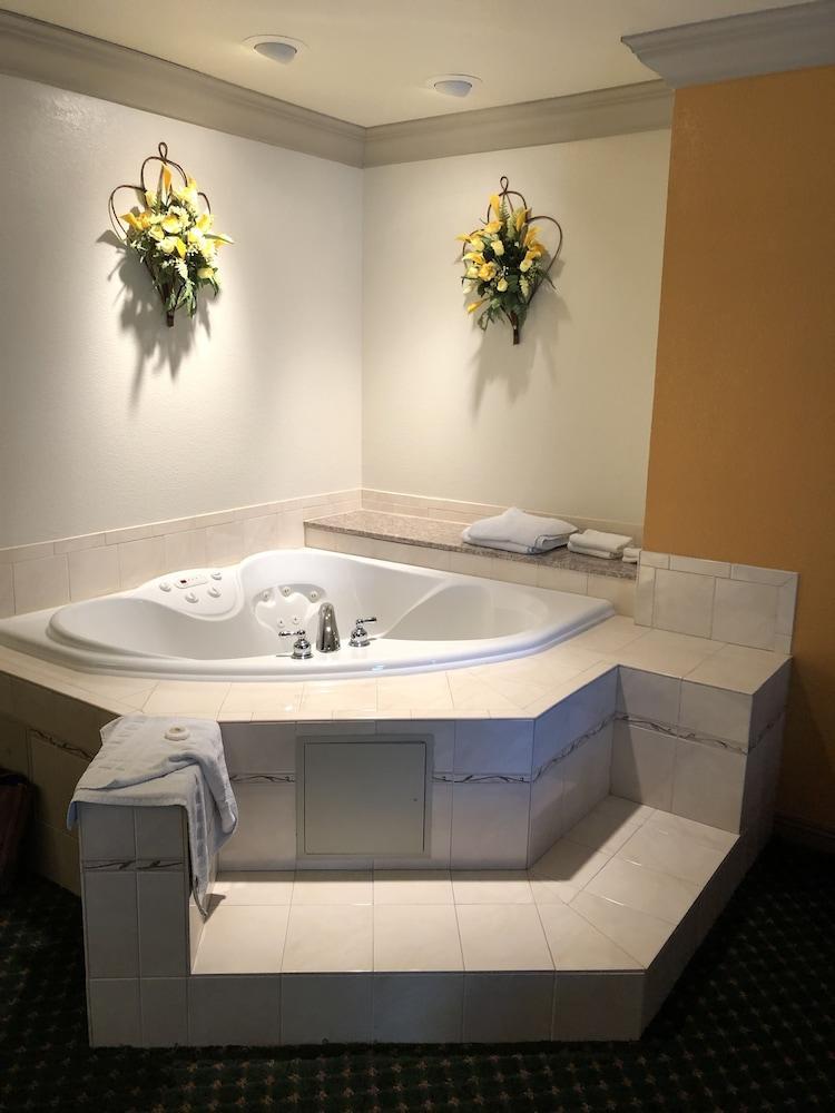 Cloverdale Wine Country Inn & Suites Dış mekan fotoğraf