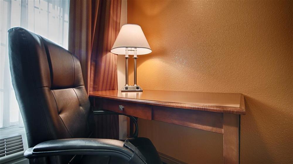 Cloverdale Wine Country Inn & Suites Oda fotoğraf