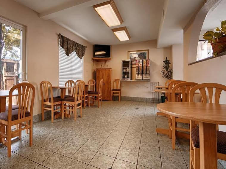 Cloverdale Wine Country Inn & Suites Dış mekan fotoğraf